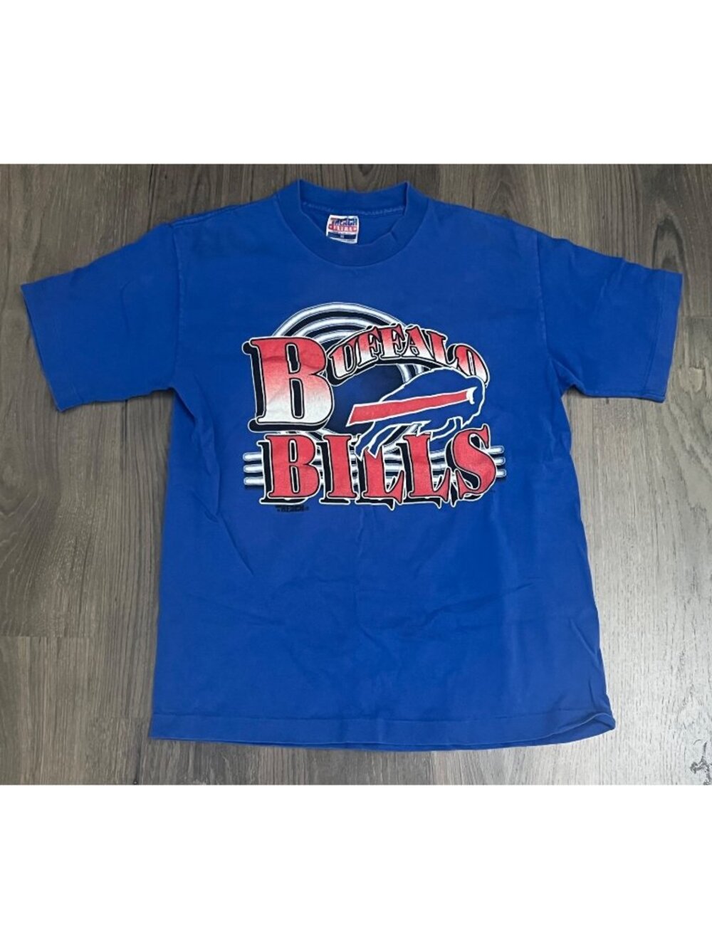 Vintage 90s Buffalo Bills T-Shirt Size Medium Single Stitch Blue NFL Trench